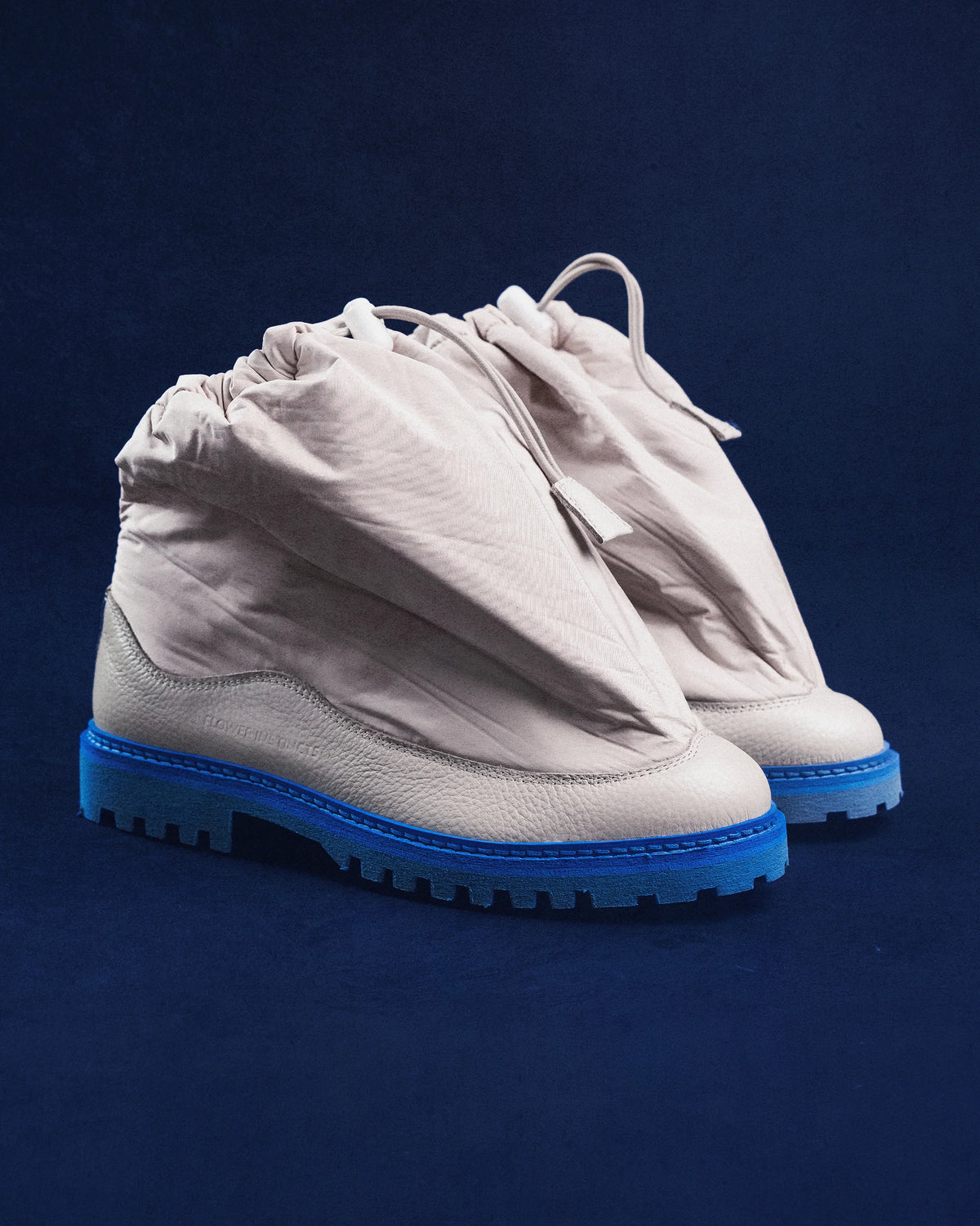 DUCK BOOTS