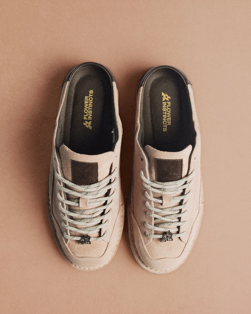 BOOTED MULE CREAM