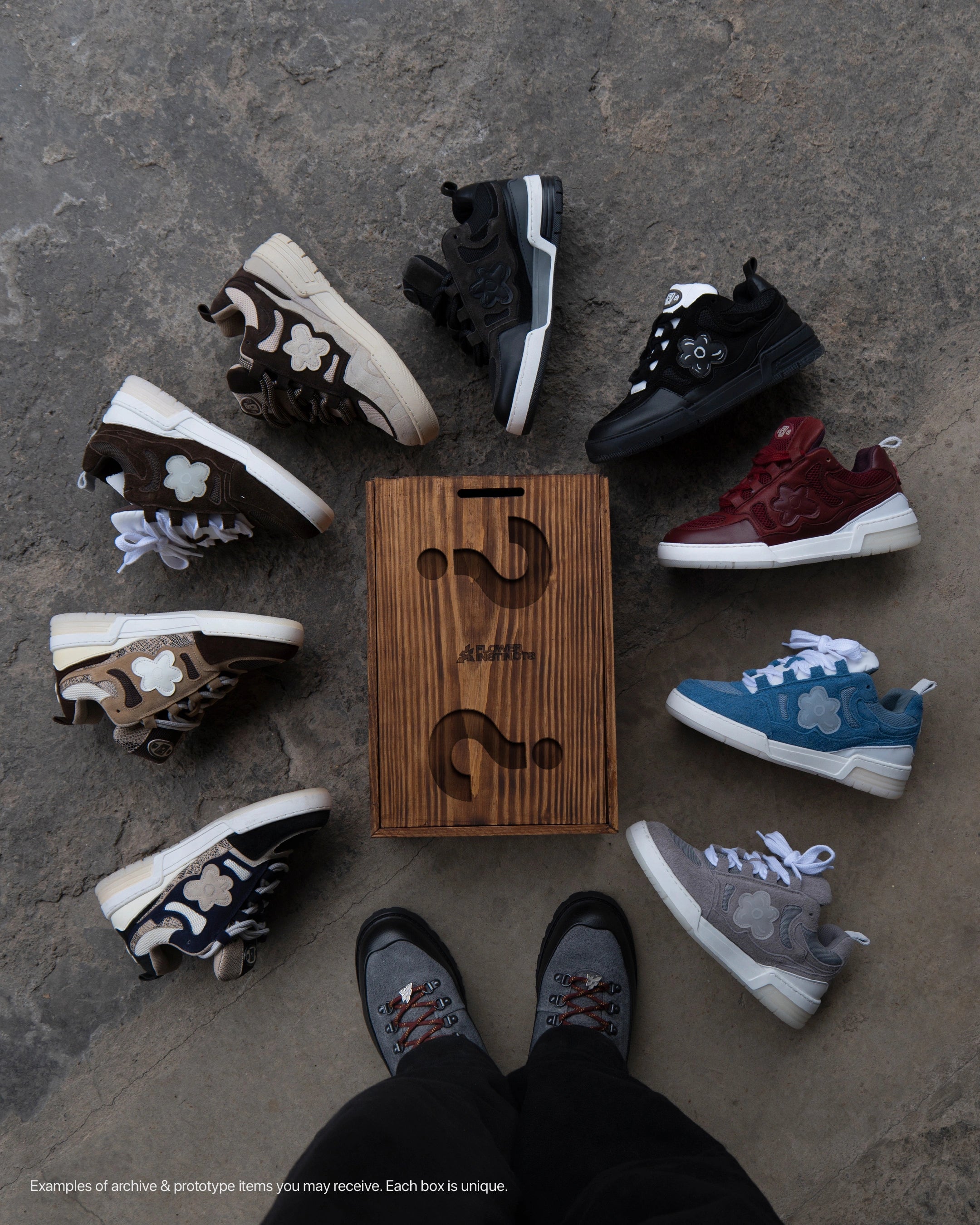 Mystery Box Tier 2 :  SNEAKERS & JACKET