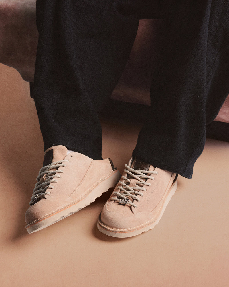 BOOTED MULE CREAM