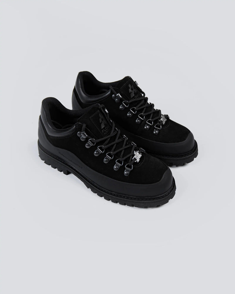 BOOTED GOAT BLACK