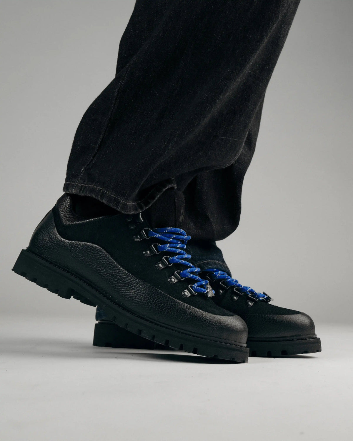 Flower Instincts BOOTED GOAT HEALY BLACK  – Italian Leather & Suede – Handcrafted in Portugal