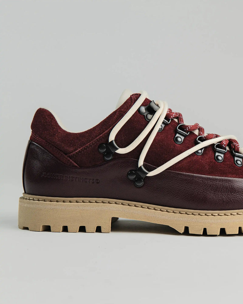 BOOTED GOAT - RED CHERRY