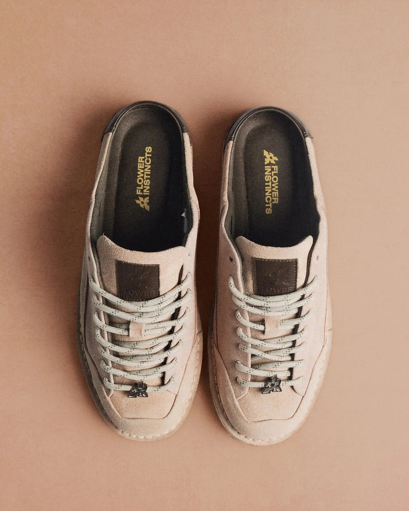 BOOTED MULE CREAM