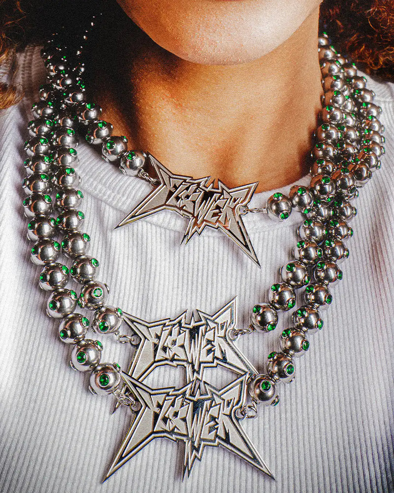 FLOWER NECKLACE WITH GREEN ZIRCONIA
