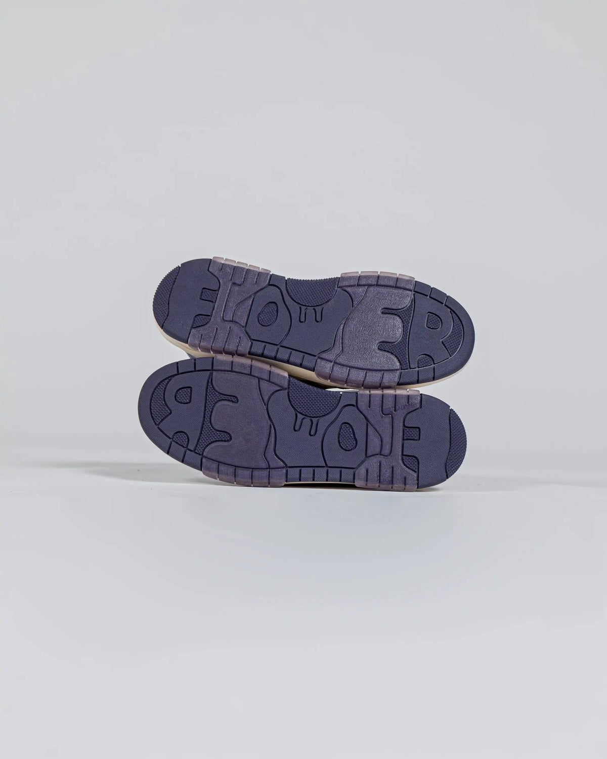 Flin Magic Ball, sole view of the pair, purple outsoles with the Flower lettering