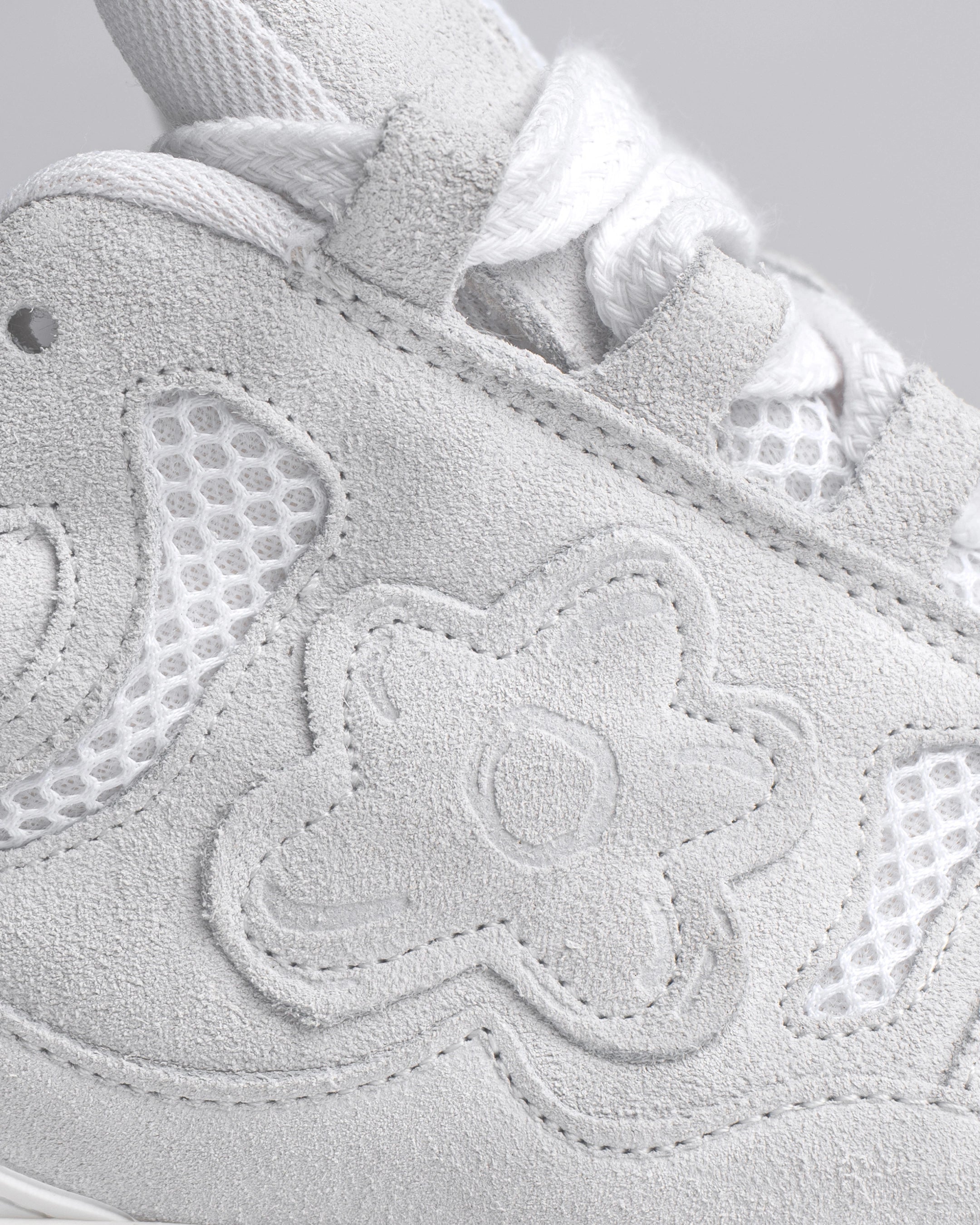 101 CRYSTAL SNEAKERS